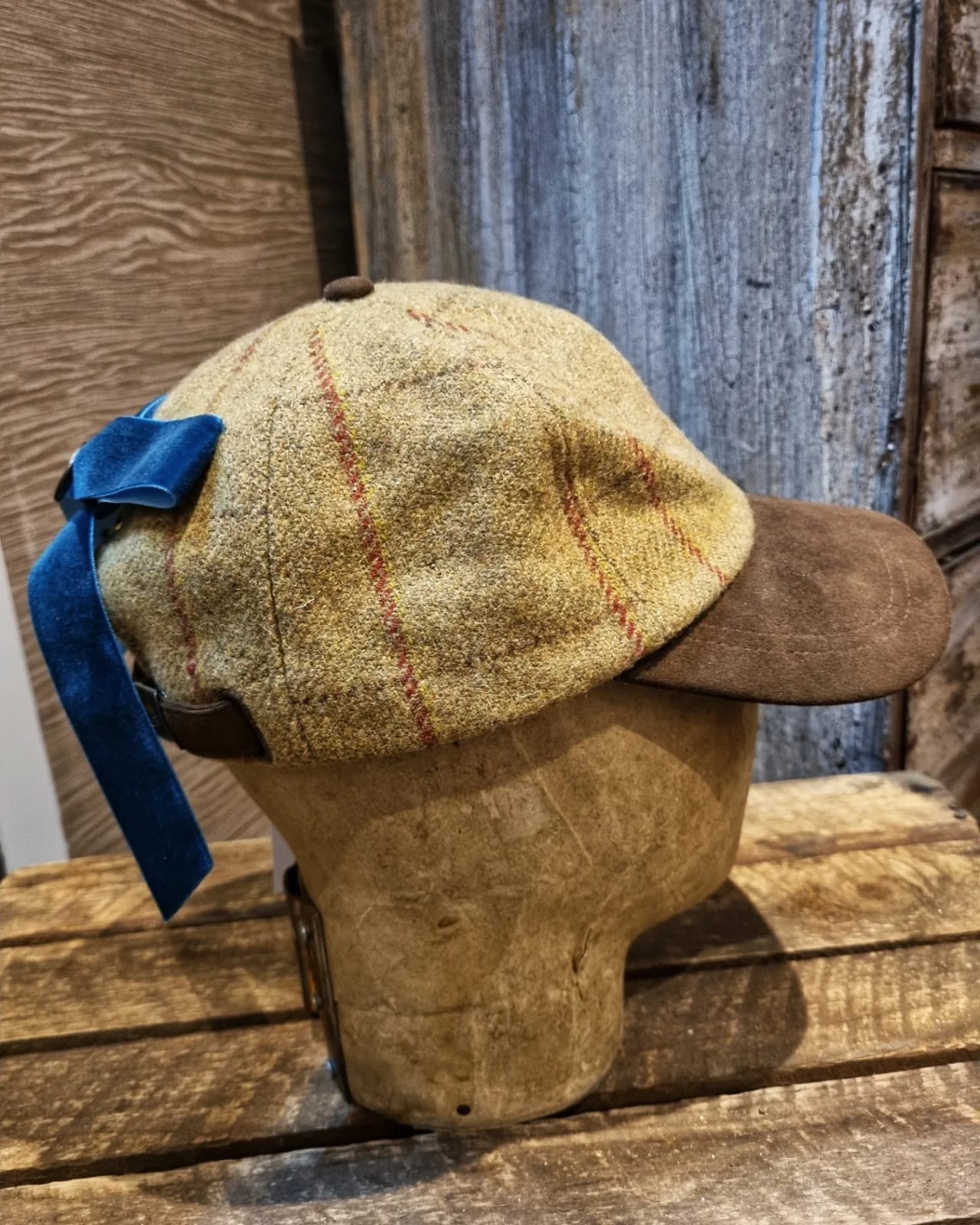 An Upcycled Wool Hat from mpira.